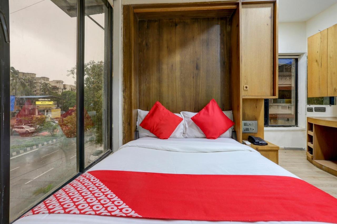 Oyo 81549 Hotel Elegance Nx Bombay Eksteriør billede