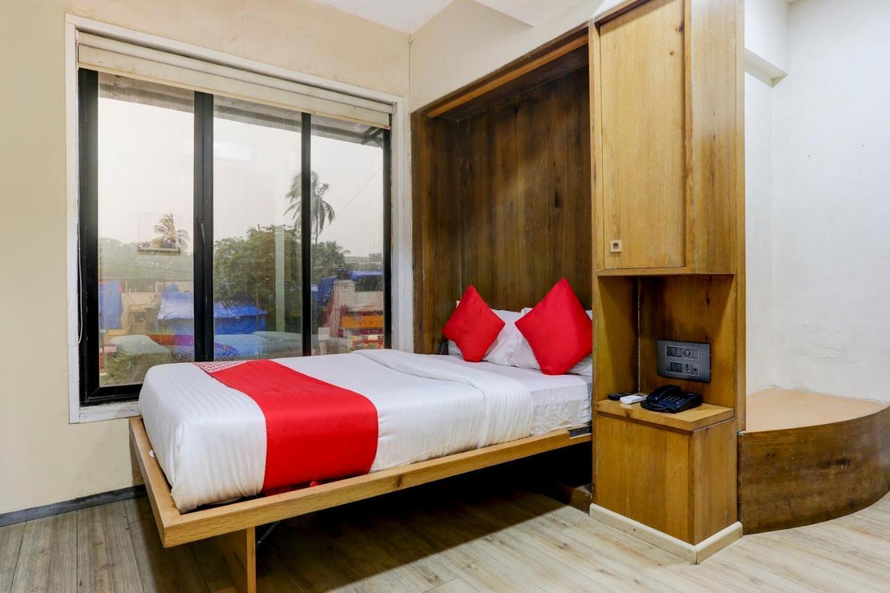 Oyo 81549 Hotel Elegance Nx Bombay Eksteriør billede